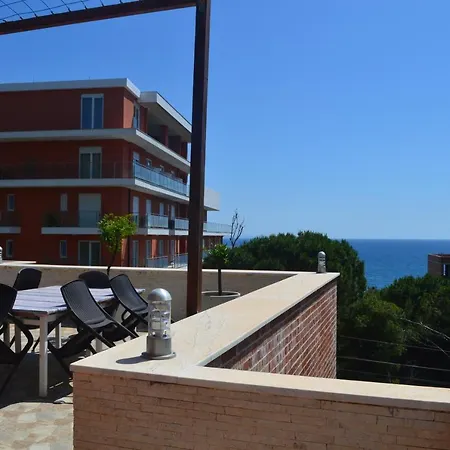 Apartment Albani