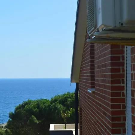 Albani Apartmán *